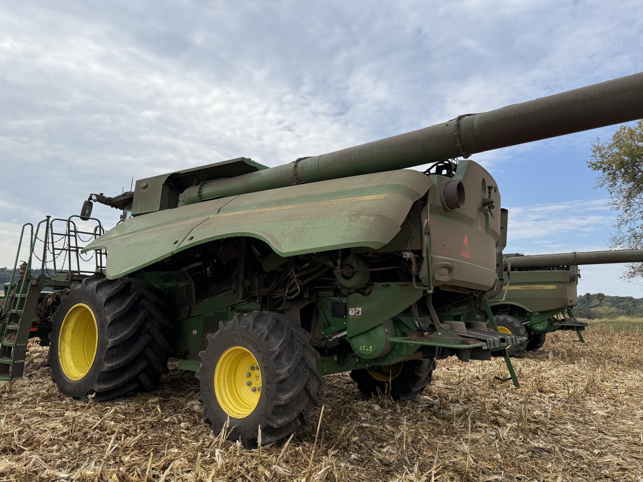  2023 John Deere S790 at Heritage Tractor in Brimfield, IL