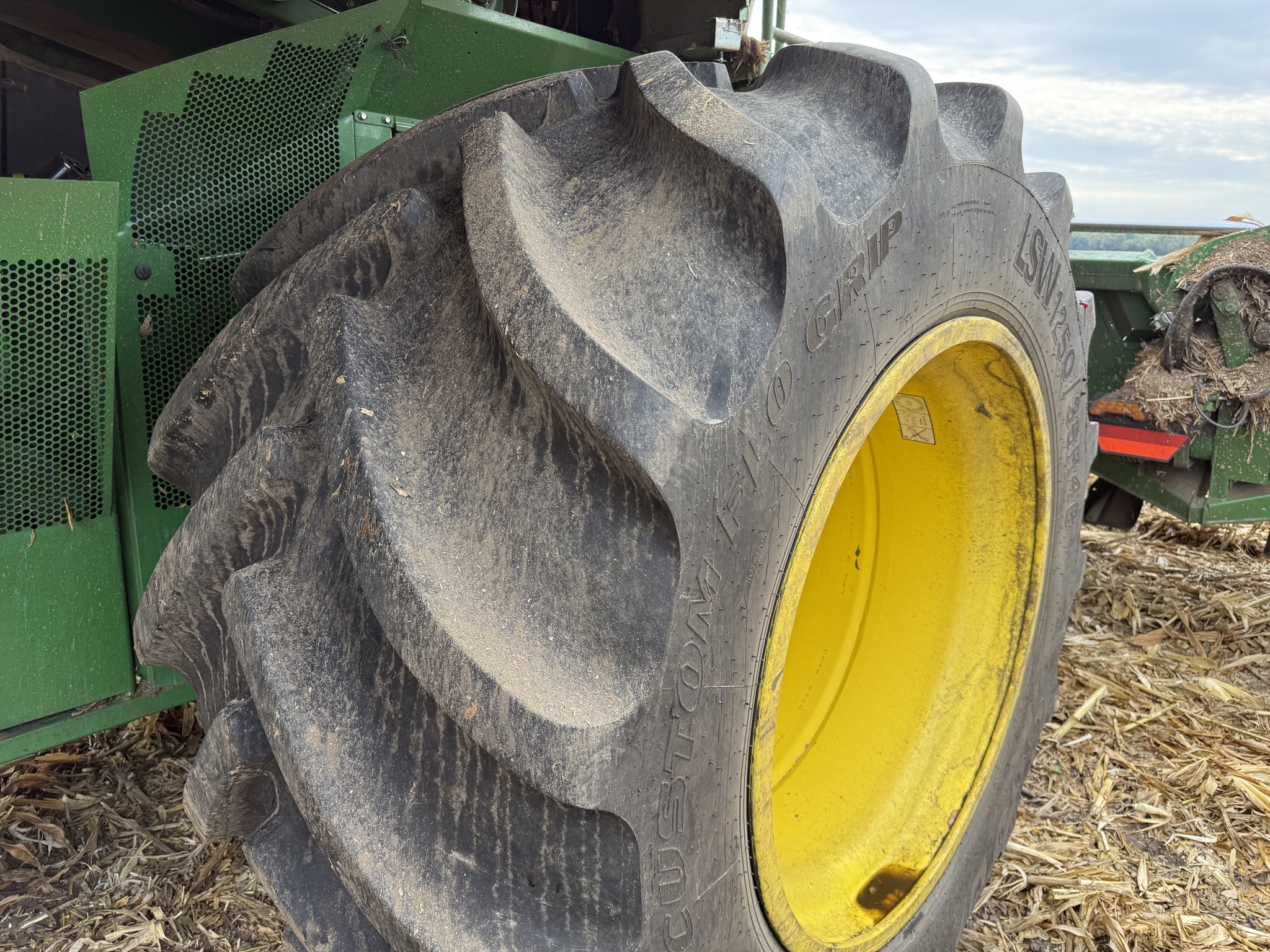  2023 John Deere S790 at Heritage Tractor in Brimfield, IL