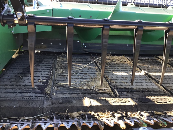 Used 2023 John Deere HD45R Combine Platforms at Horizon Ag & Turf in Lloydminster, AB - Photo7