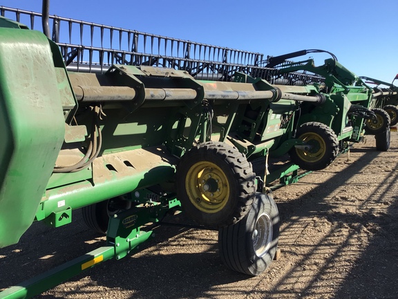 Used 2023 John Deere HD45R Combine Platforms at Horizon Ag & Turf in Lloydminster, AB - Photo10