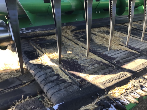 Used 2023 John Deere HD45R Combine Platforms at Horizon Ag & Turf in Lloydminster, AB - Photo24