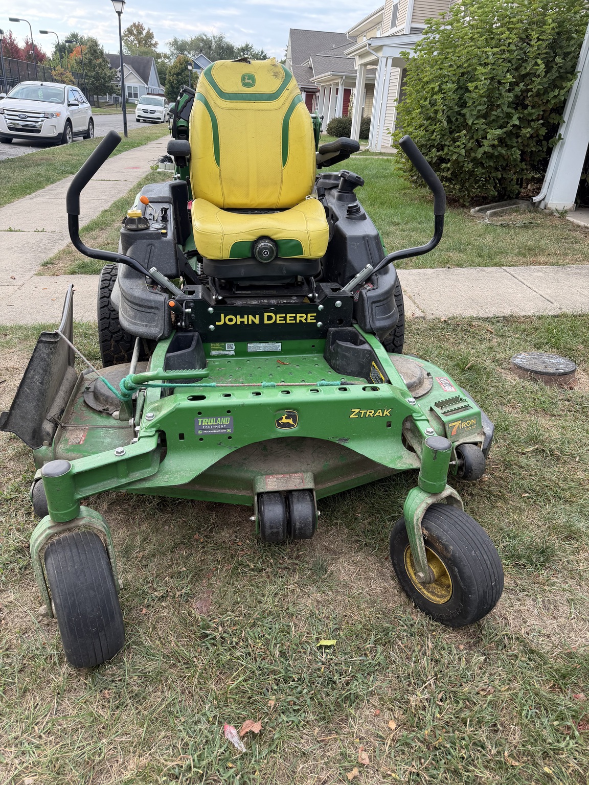 2024 John Deere Z930M Image 1