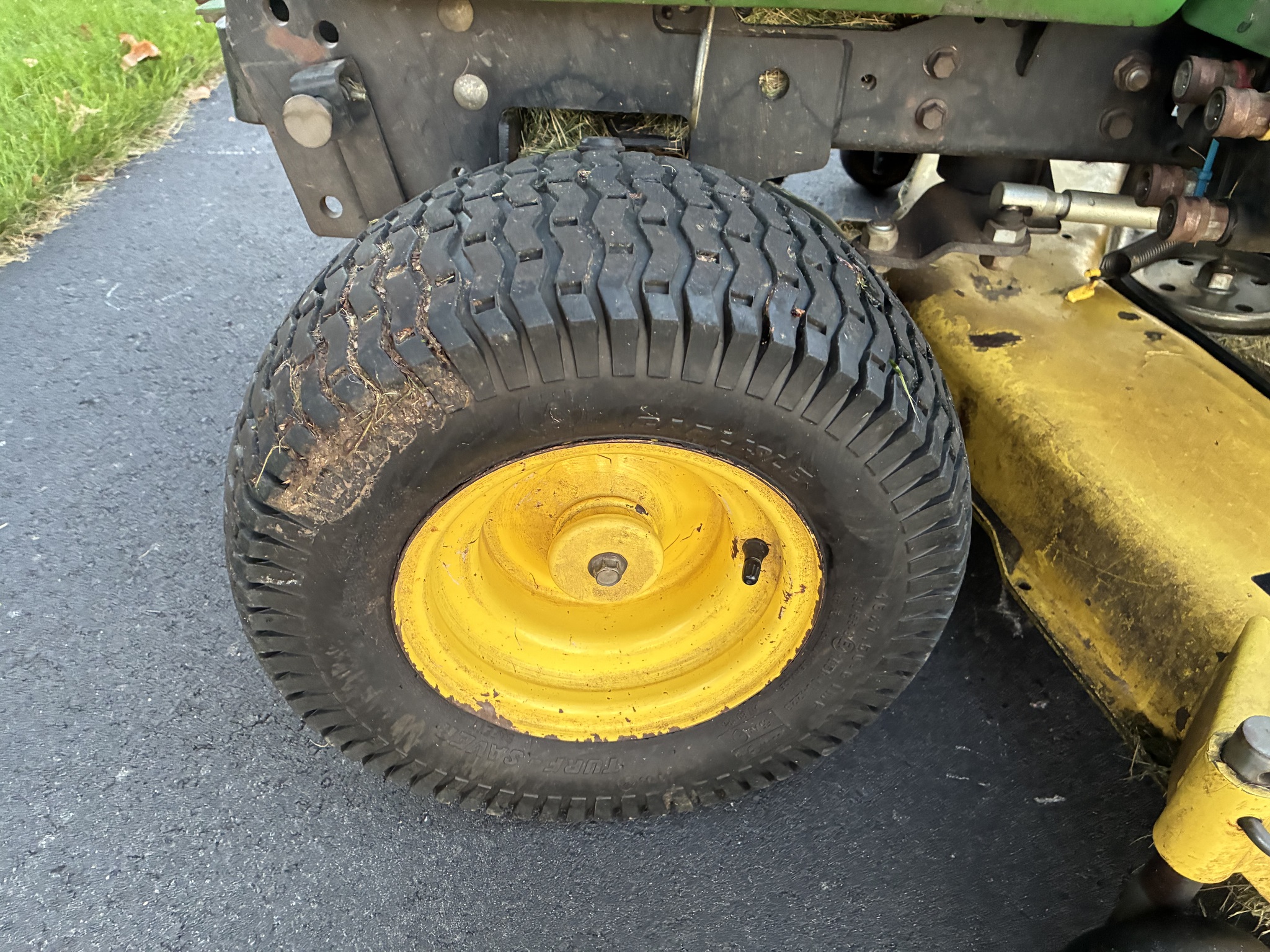 1994 John Deere 425 Image 13