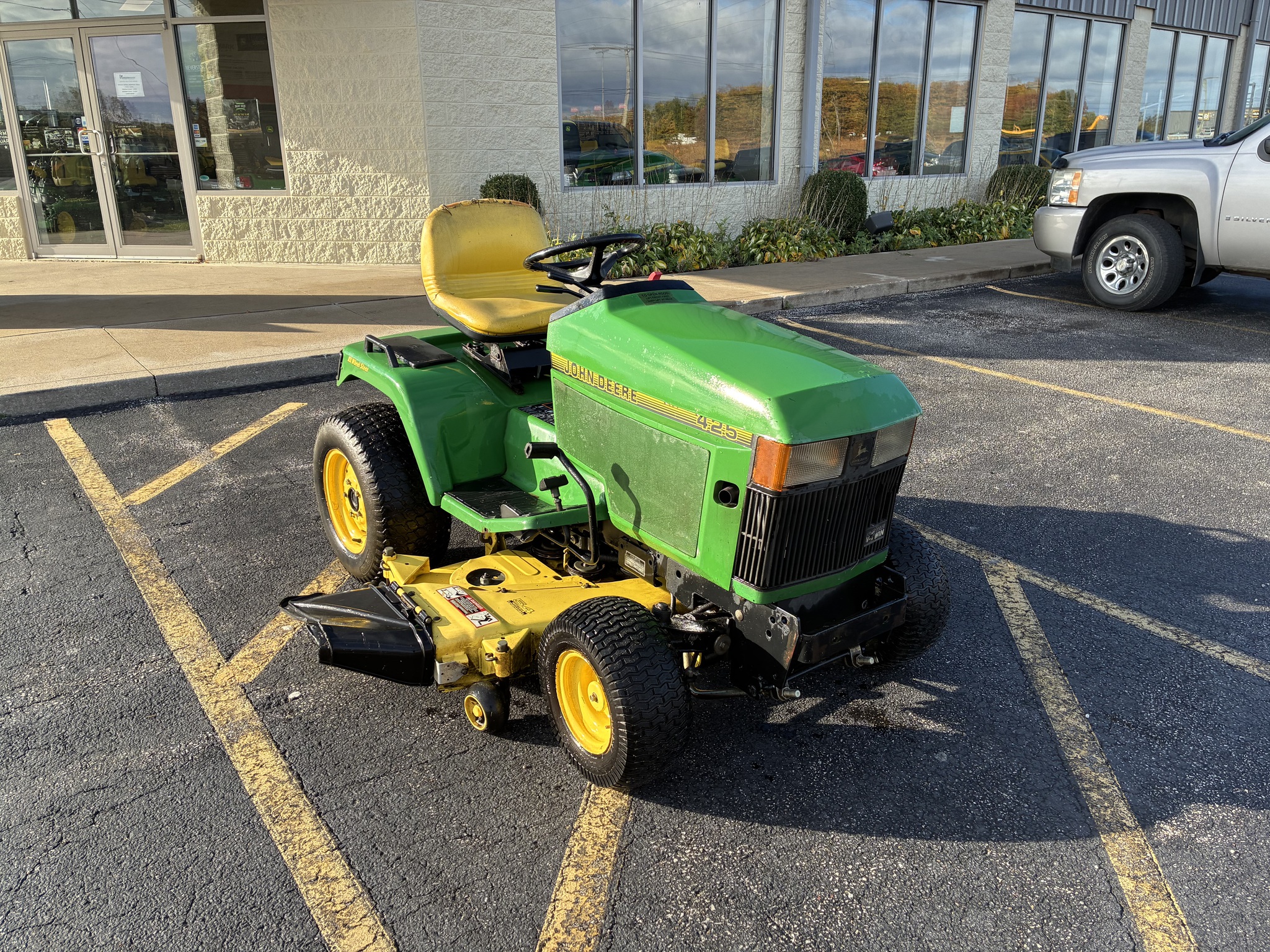 1994 John Deere 425 Image 1