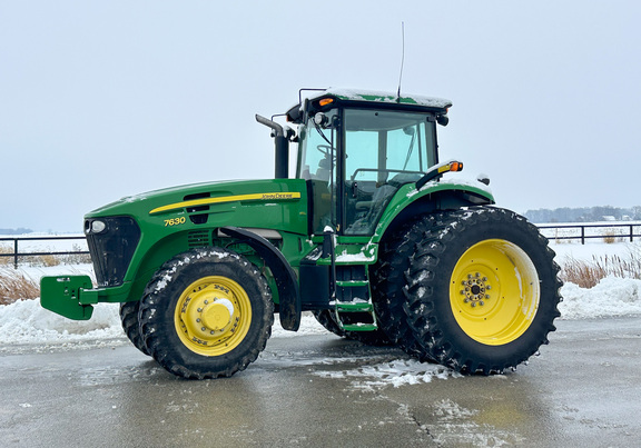 2007 John-Deere 7630
