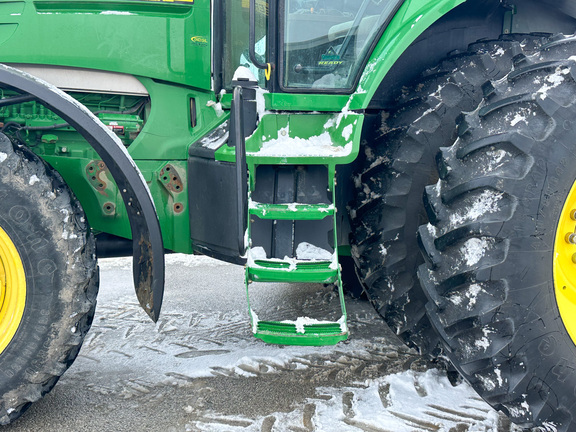 2007 John-Deere 7630