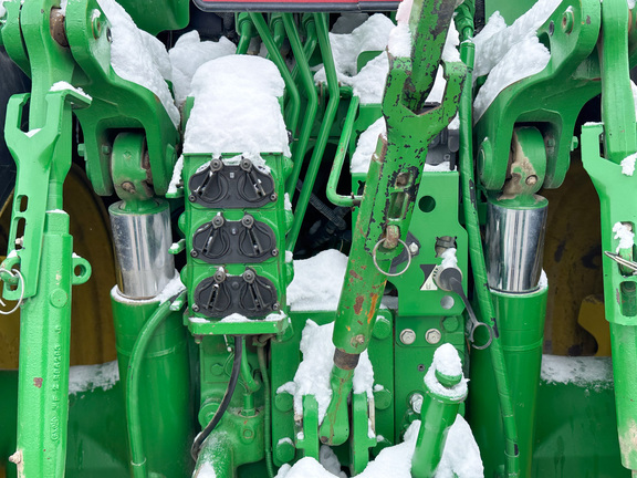 2007 John-Deere 7630