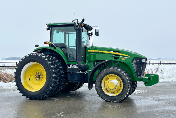 2007 John-Deere 7630