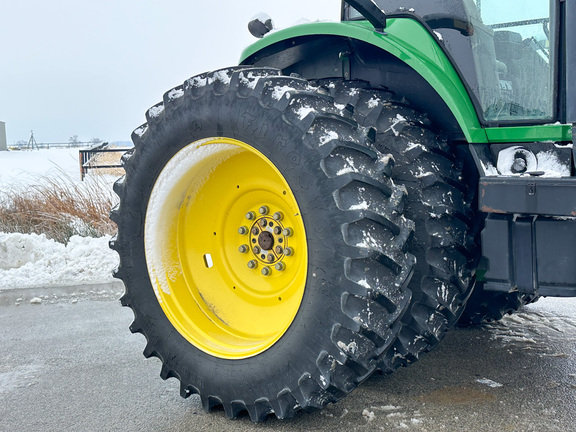 2007 John-Deere 7630