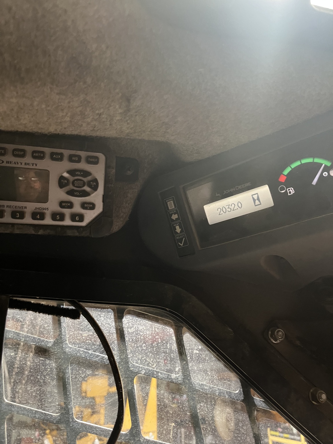 2013 John Deere 320D Image 3