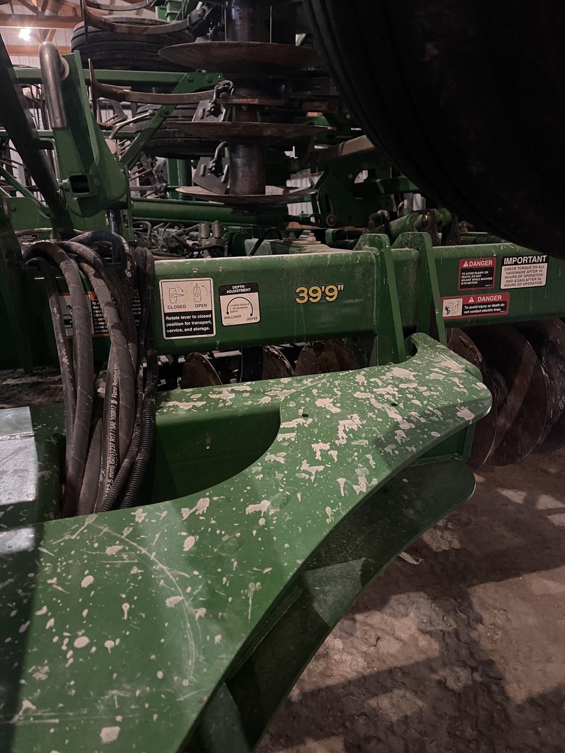 2012 John Deere 2310 Image 4