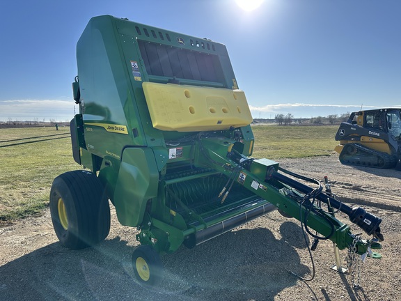 2024 John Deere 561R - Photo3