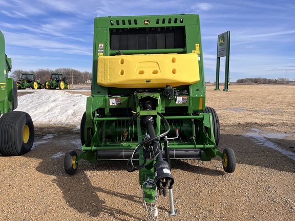 2024 John Deere 561R - Photo2
