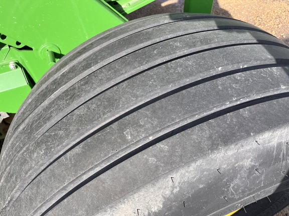 2024 John Deere 561R - Photo11