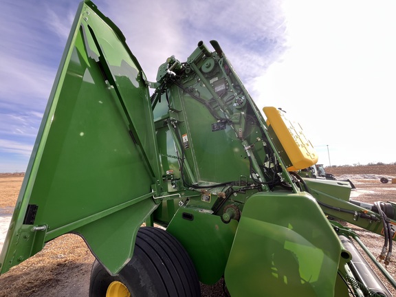 2024 John Deere 561R - Photo17