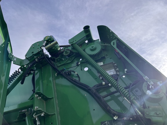 2024 John Deere 561R - Photo18