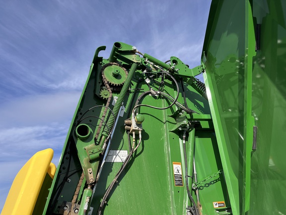 2024 John Deere 561R - Photo21