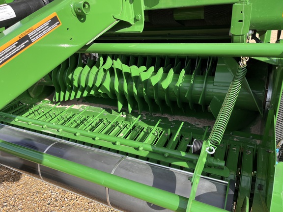 2024 John Deere 561R - Photo25