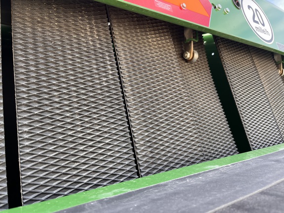 2024 John Deere 561R - Photo29