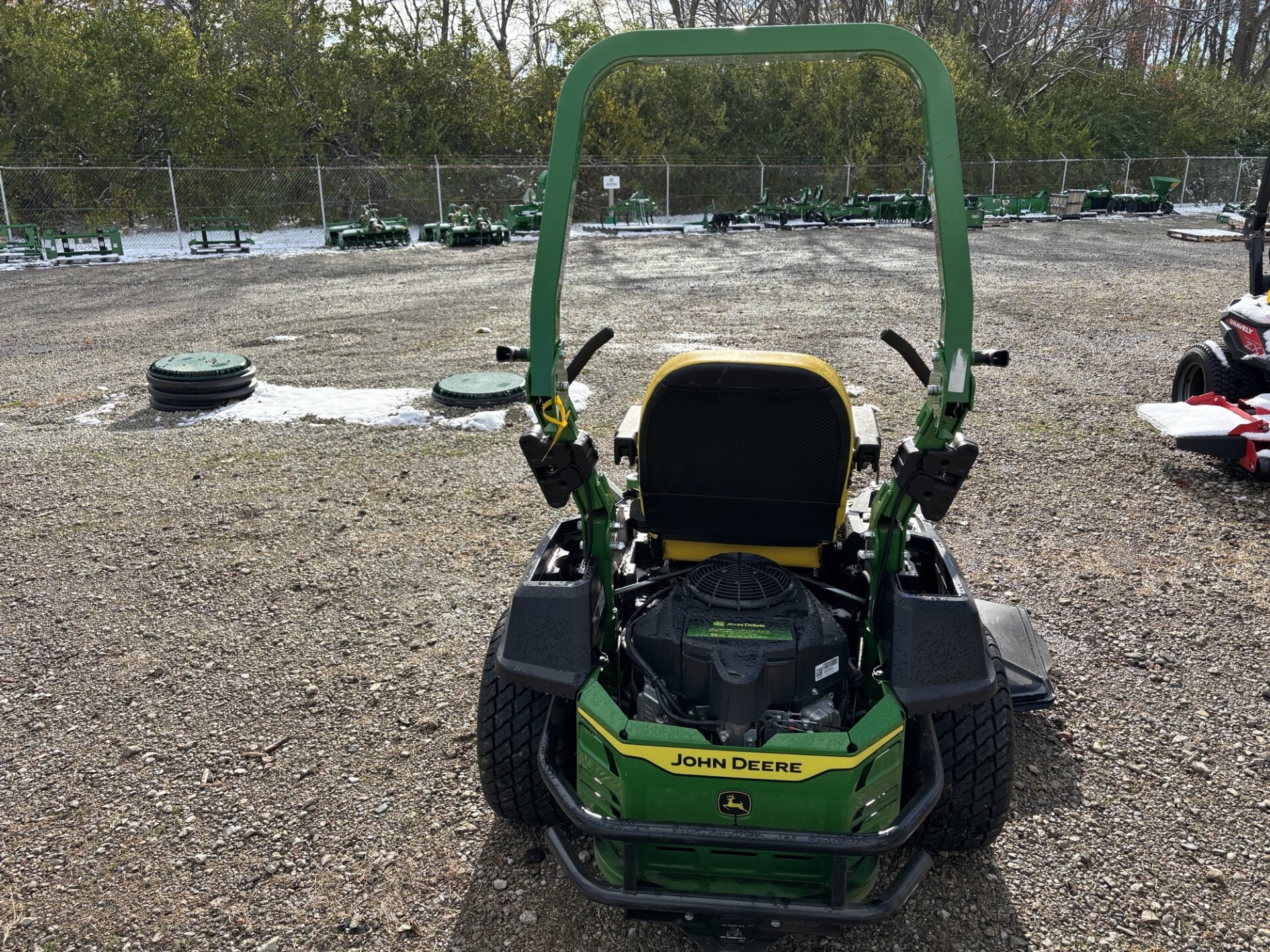 Used 2021 John Deere Z530M Zero Turn Mowers at Koenig Equipment in Germantown, OH - PhotoXL4