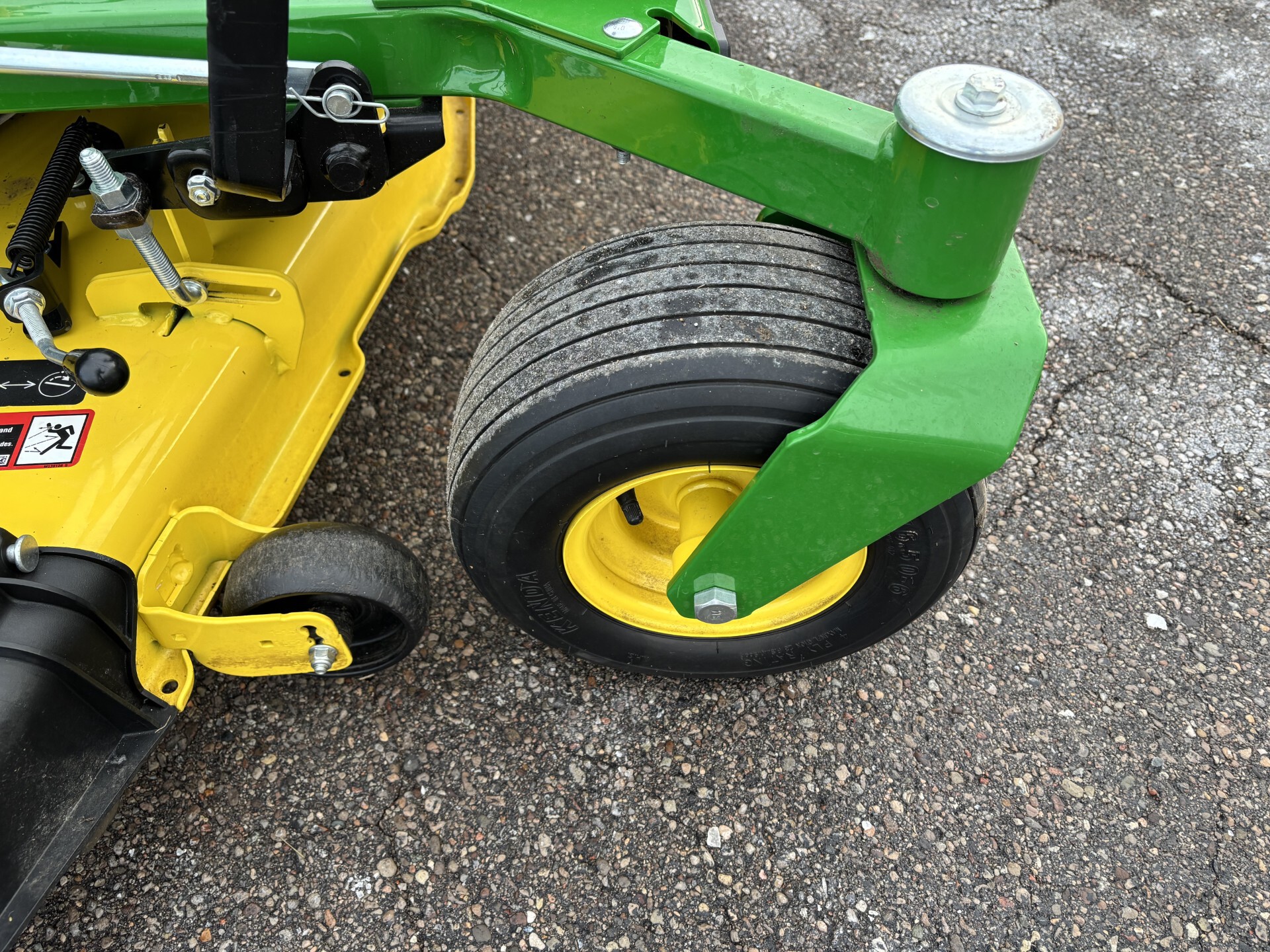Used 2021 John Deere Z530M Zero Turn Mowers at Koenig Equipment in Germantown, OH - PhotoXL9
