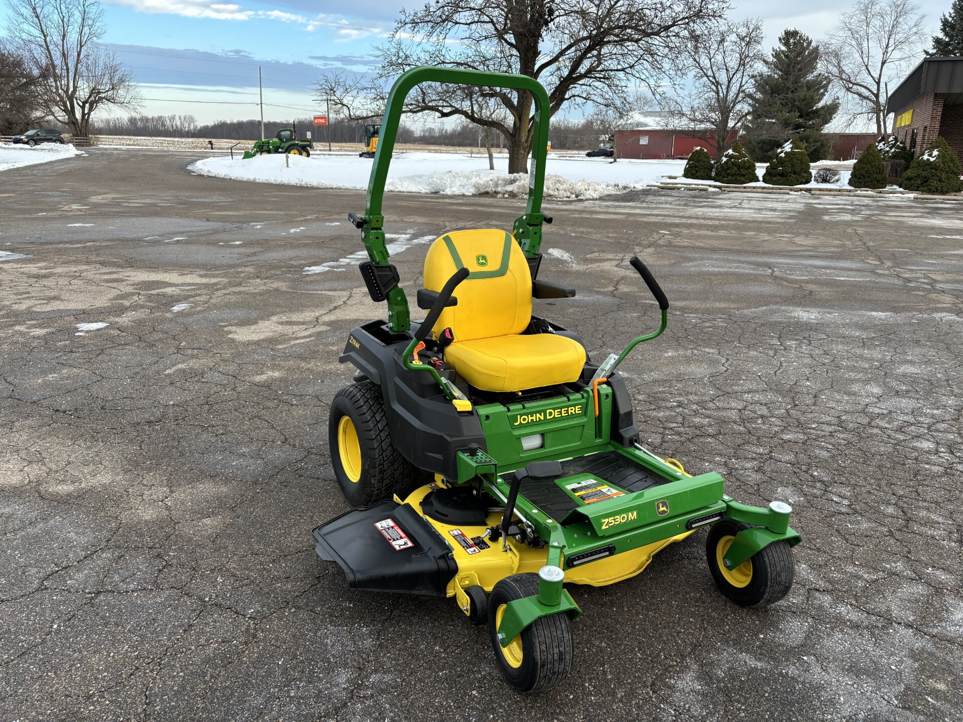 Used 2021 John Deere Z530M Zero Turn Mowers at Koenig Equipment in Germantown, OH - PhotoXL0