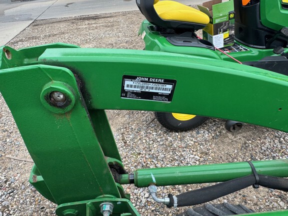 Photo of 2018 John Deere 1025R