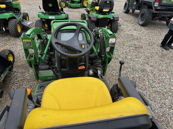 Photo of 2018 John Deere 1025R
