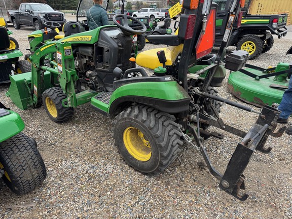 Photo of 2018 John Deere 1025R