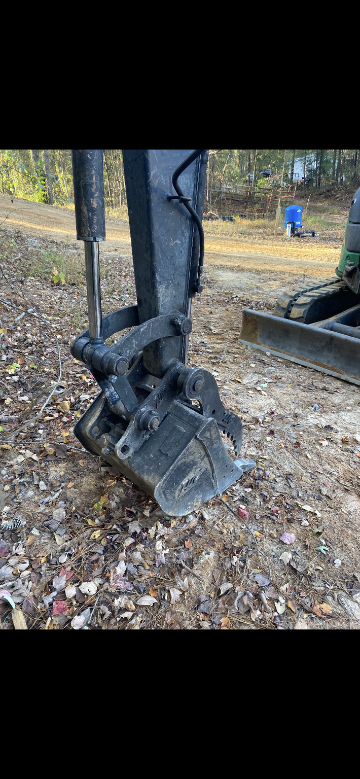 2016 John Deere 50G Image 9