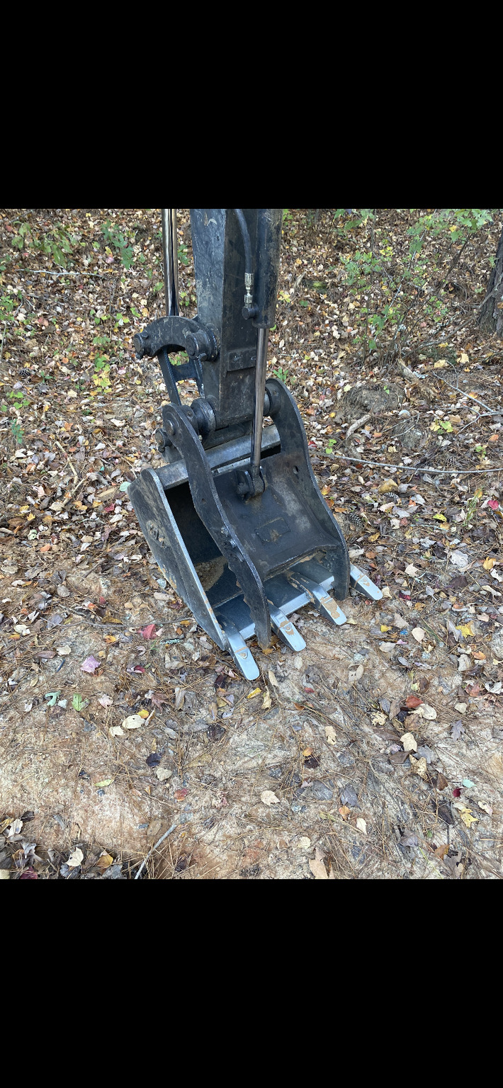 2016 John Deere 50G Image 10