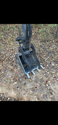 2016 John Deere 50G-10