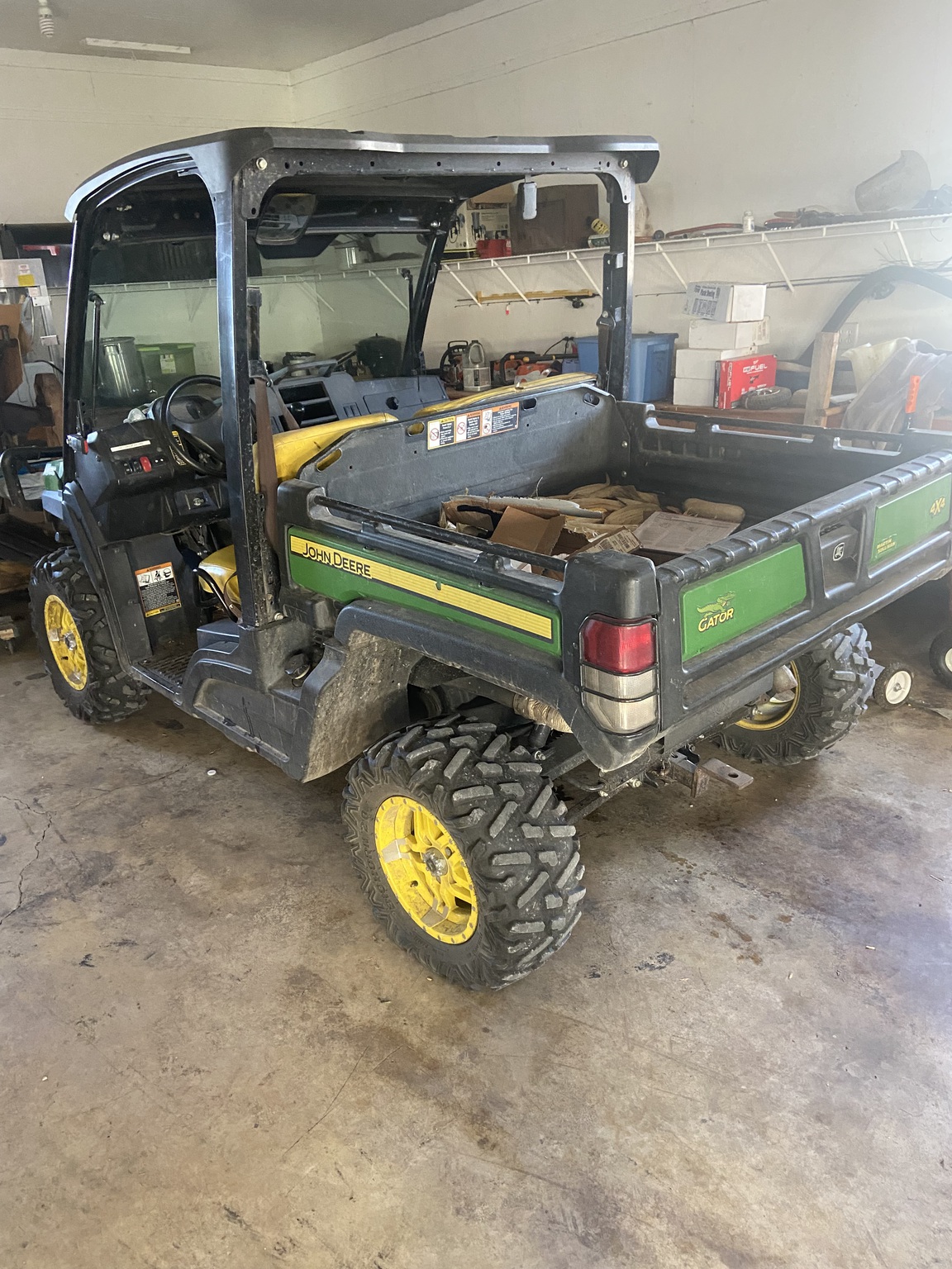  2018 John Deere XUV 835M at Heritage Tractor in Lacon, IL