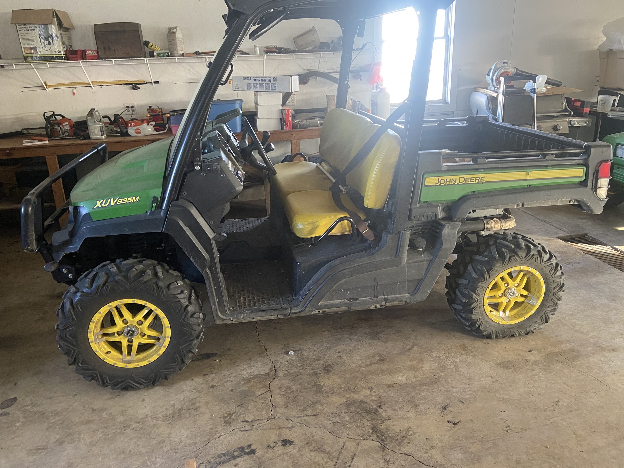  2018 John Deere XUV 835M at Heritage Tractor in Lacon, IL