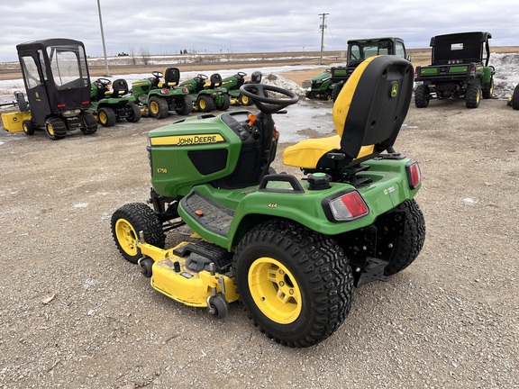 2021 John Deere X758 - Photo7