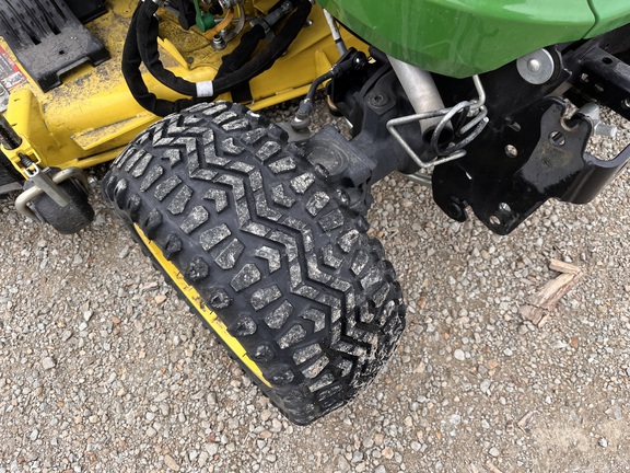 2021 John Deere X758 - Photo10