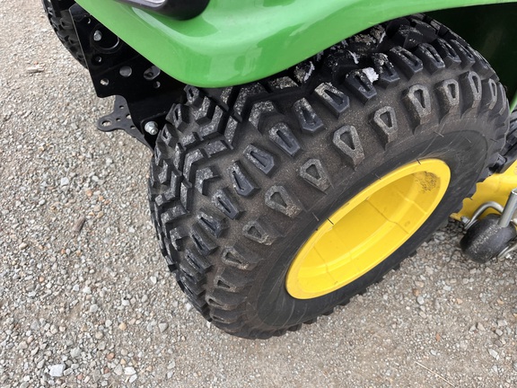 2021 John Deere X758 - Photo11