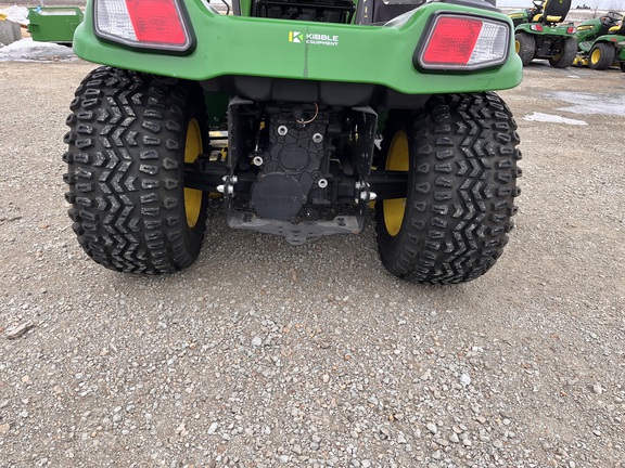 2021 John Deere X758 - Photo18