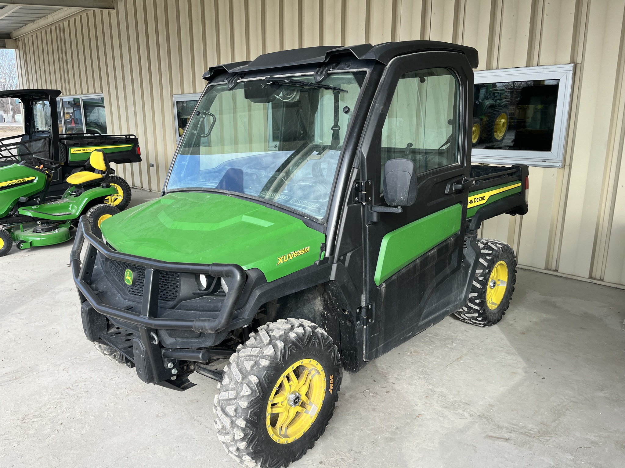  2023 John Deere XUV 835M at Heritage Tractor in Seneca, KS