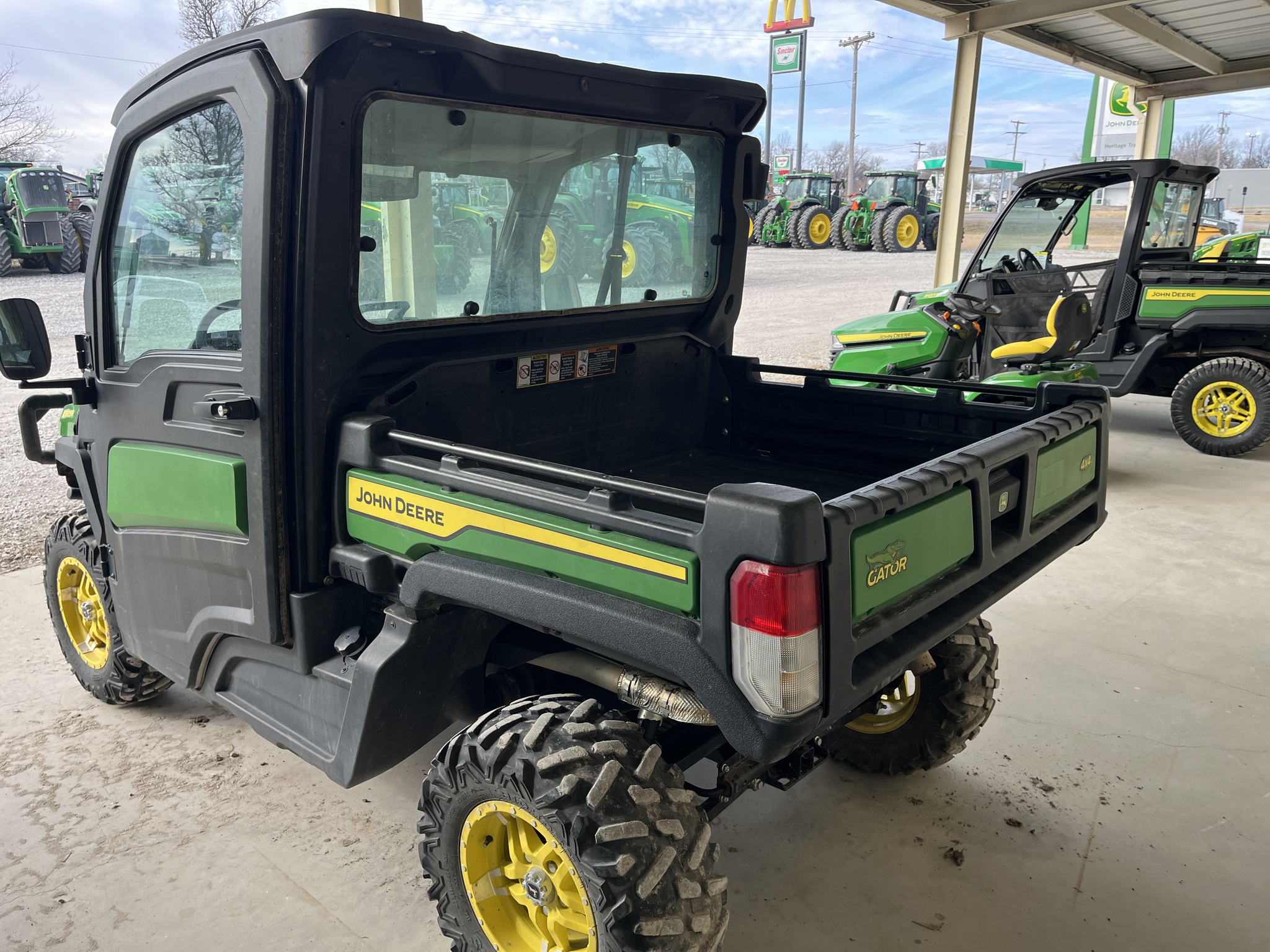  2023 John Deere XUV 835M at Heritage Tractor in Seneca, KS
