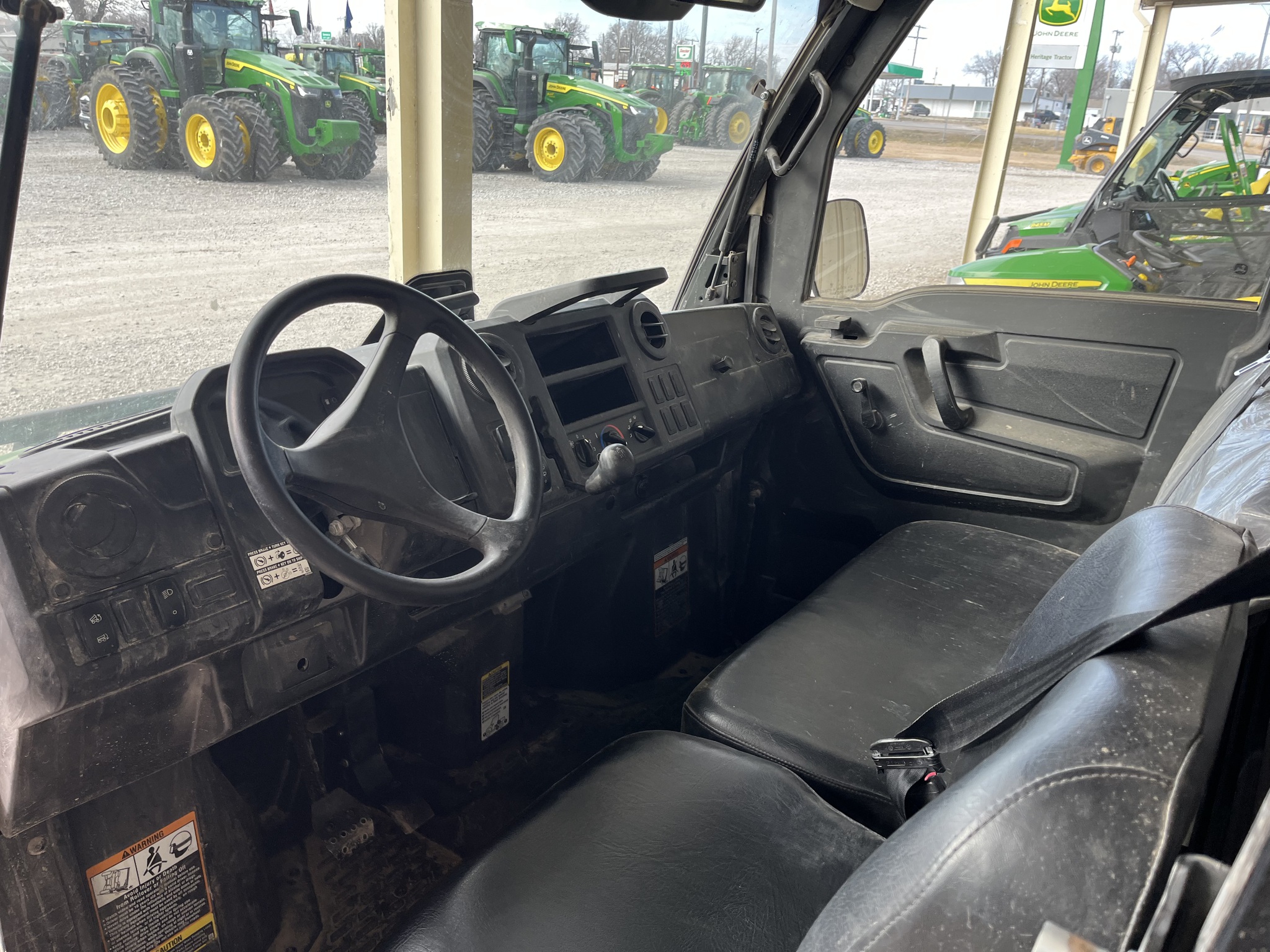  2023 John Deere XUV 835M at Heritage Tractor in Seneca, KS