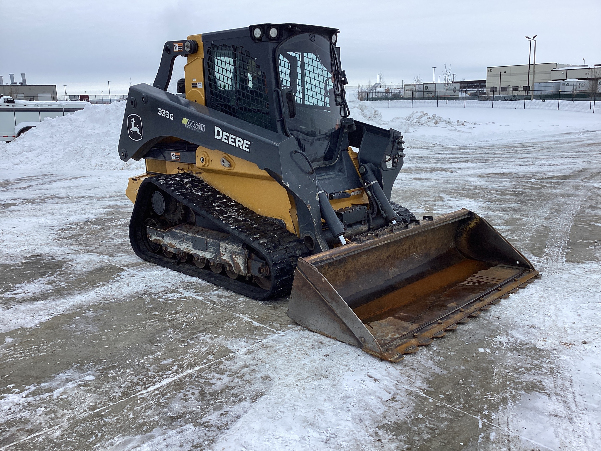 2021 John Deere 333G Image 2