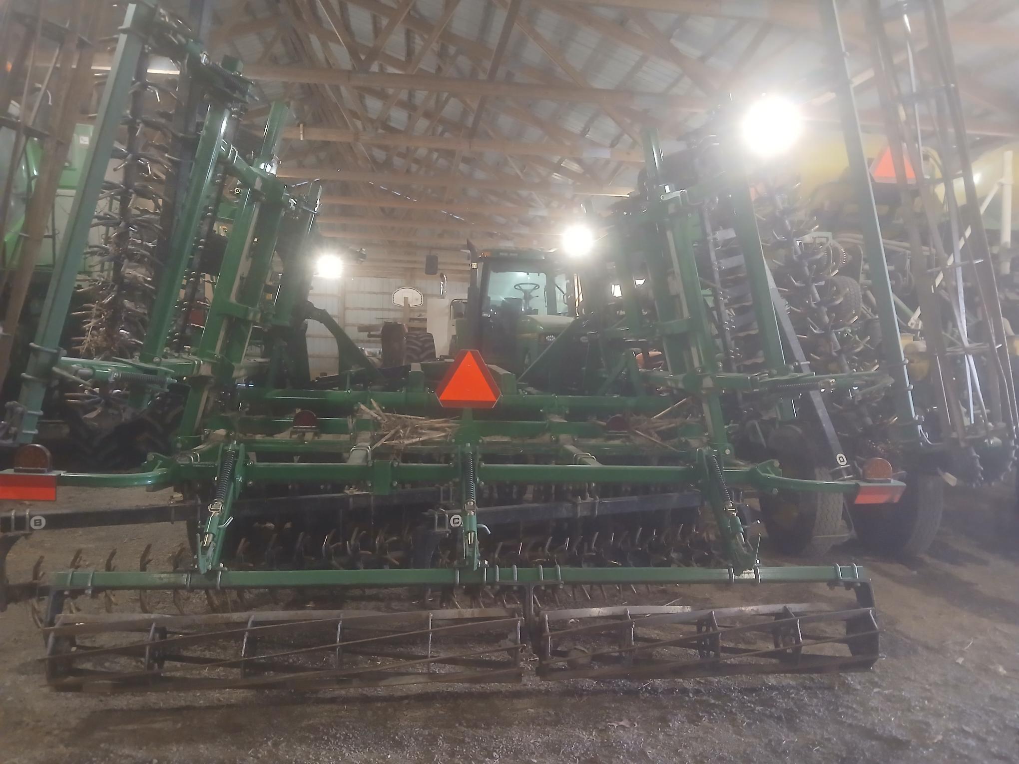 2020 Great Plains 2400TM Image 3