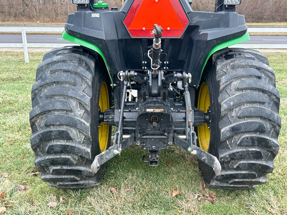 2020 John-Deere 3032E