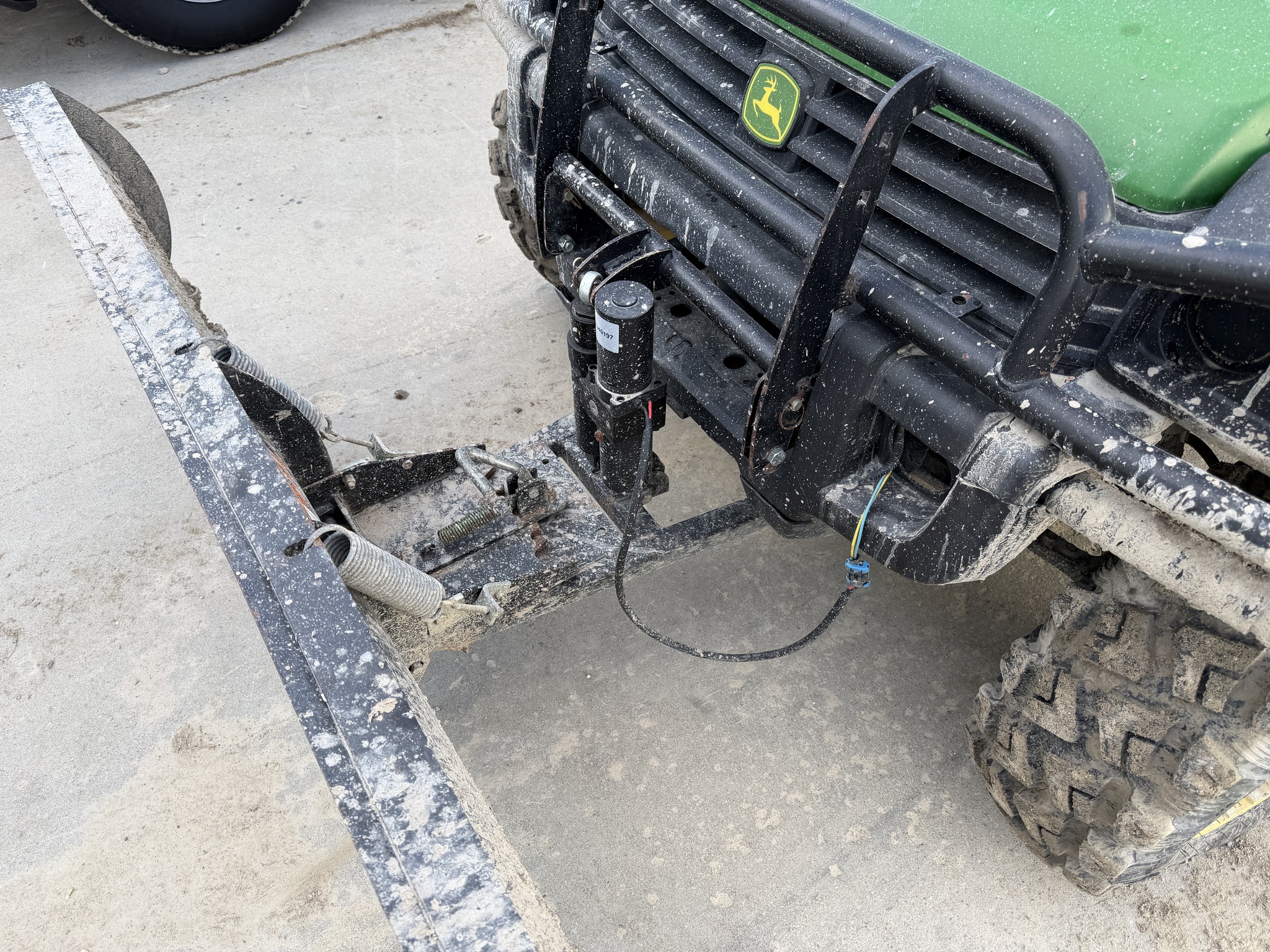 2011 John Deere XUV 825I GREEN Image 9