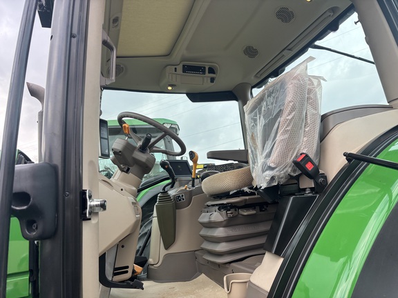 2022 John Deere 6R 145