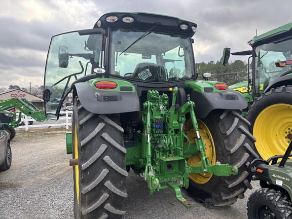 2022 John Deere 6R 145