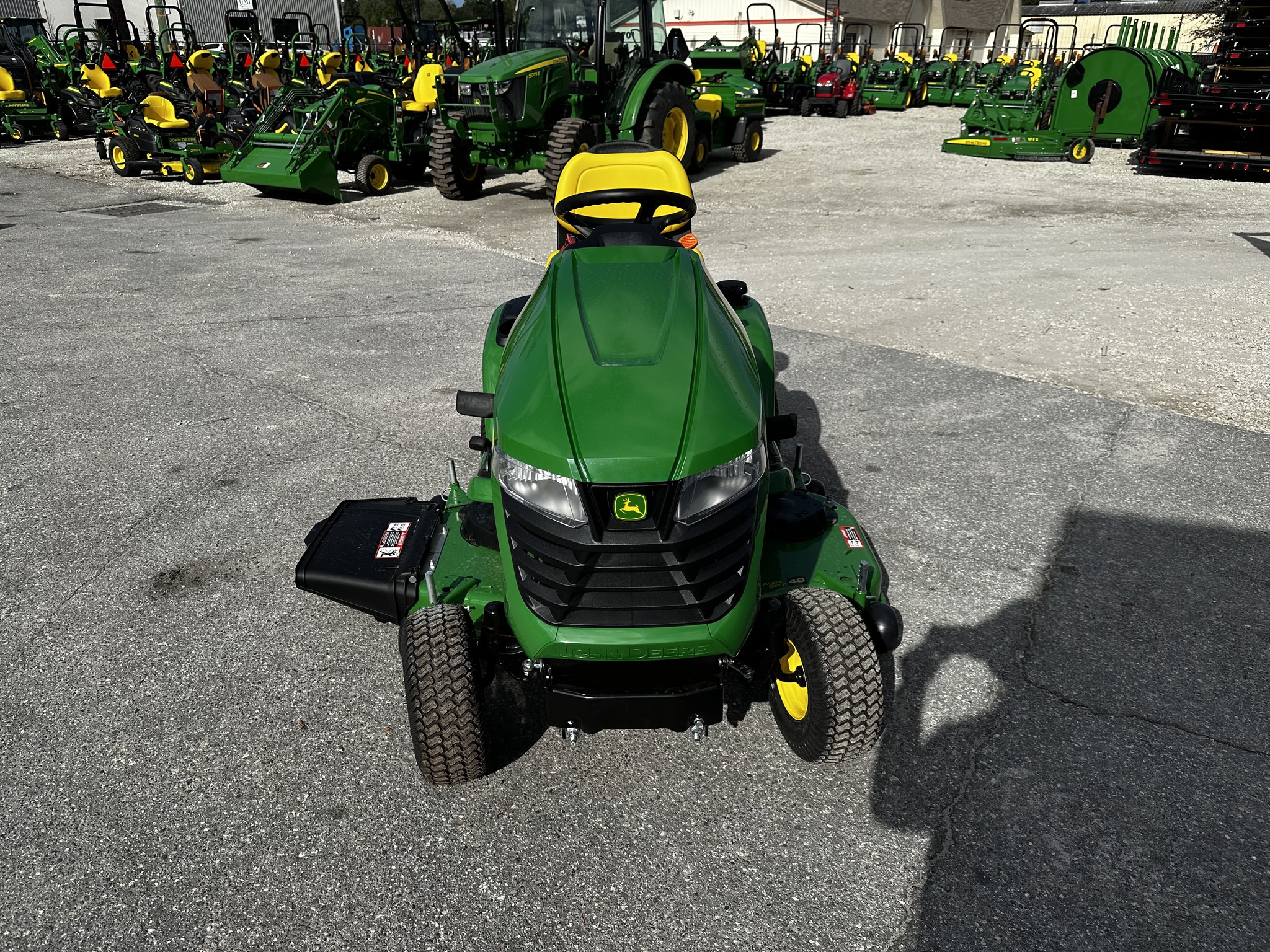 2025 John Deere X350 Image 2