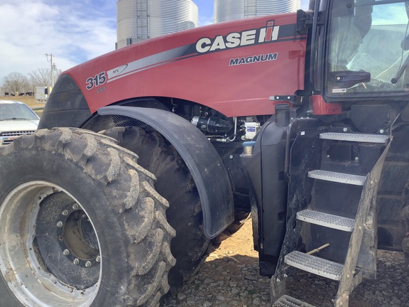 Photo of 2014 Case IH Magnum 315
