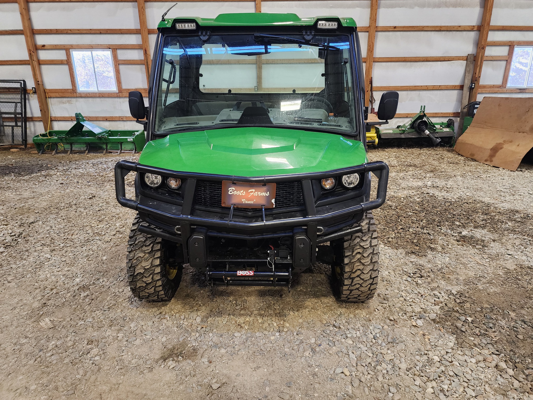2024 John Deere XUV 835R Image 6